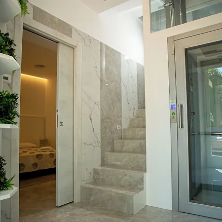 Forever Luxury 4*